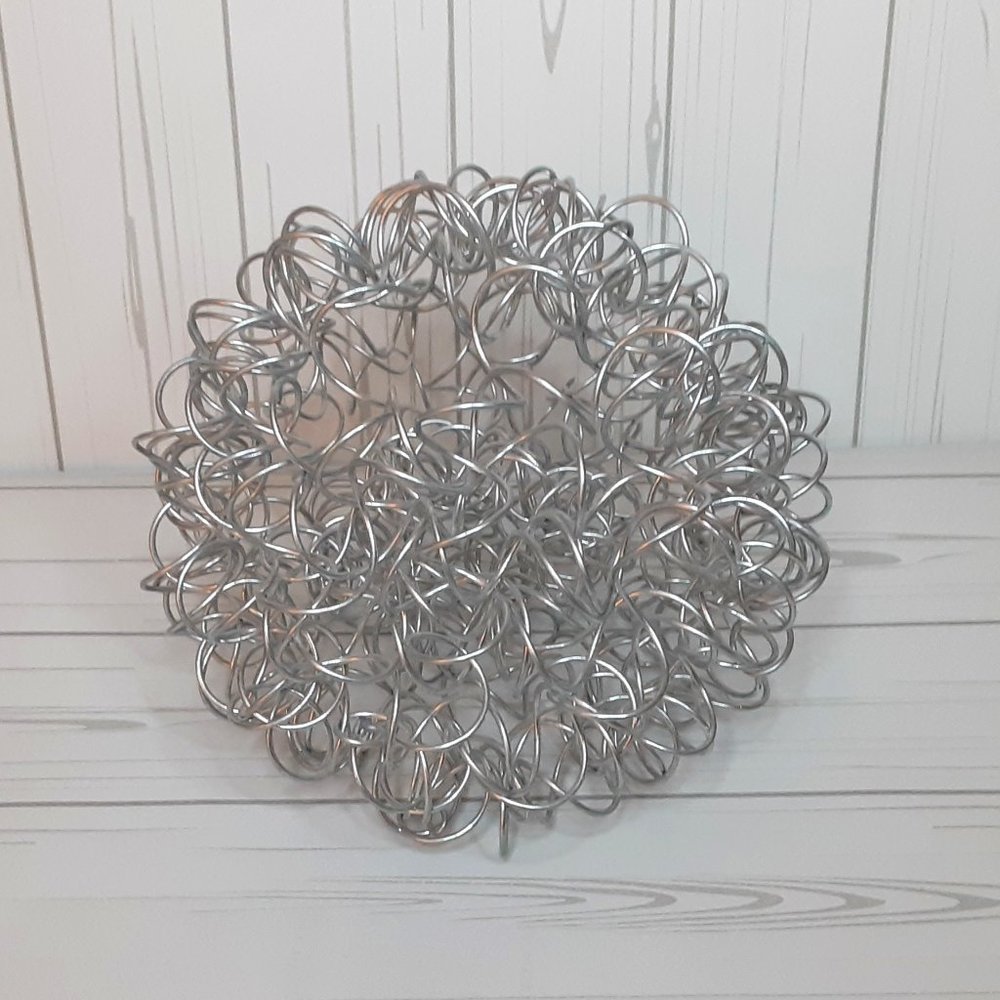 Swirly Metal Round Sculpture
